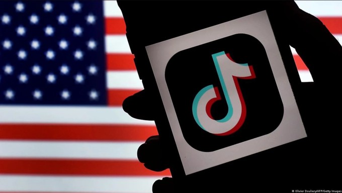 CEO TikTok gặp Donald Trump khi lệnh cấm đến gần